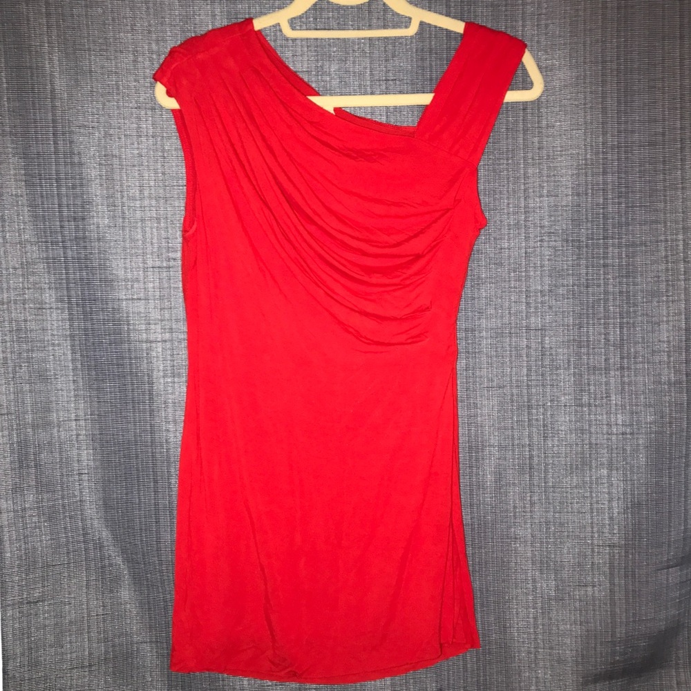 Bailey 44 Red Tank 🌹🍒